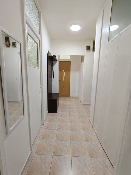 Berceni, Piata Sudului