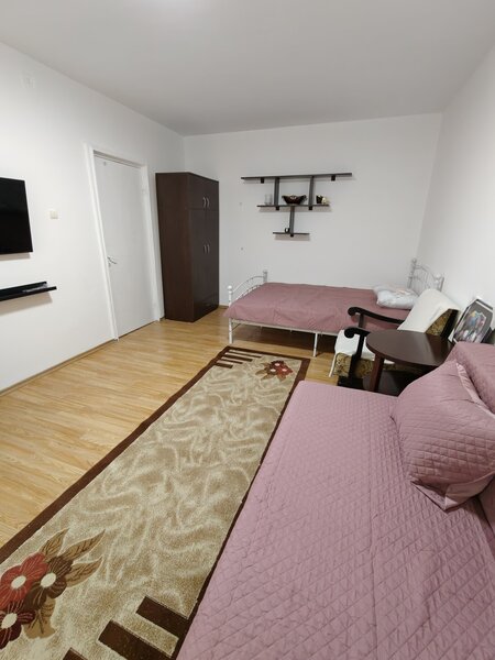 Berceni, Piata Sudului